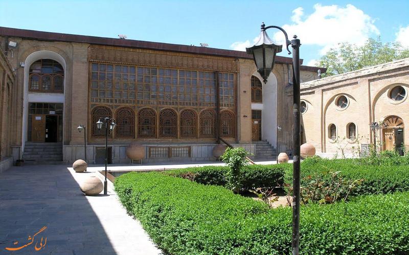 حیاط عمارت سالار سعید حیاط عمارت سالار سعید