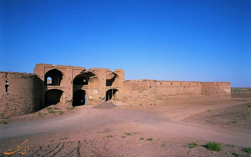 نمونه ای از یک کاروانسرای تاریخی، دیرگچین نمونه ای از یک کاروانسرای تاریخی، دیرگچین