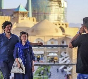 هزینه های سفر یک زوج اروپایی به ایران