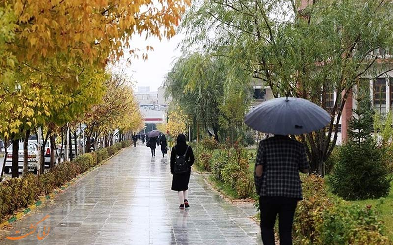 تهران گردی در یک روز پاییزی البته بارانی! تهران گردی در یک روز پاییزی البته بارانی!