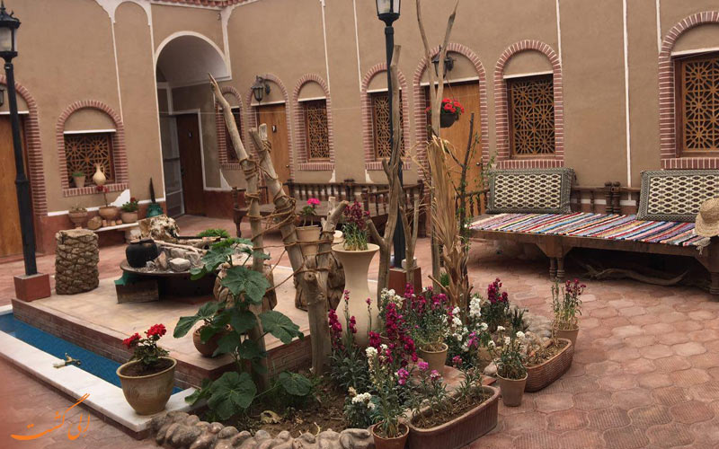 اقامتگاه-برای-شب-یلدا