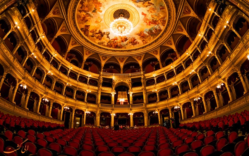 Hungarian-State-Opera-House.jpg
